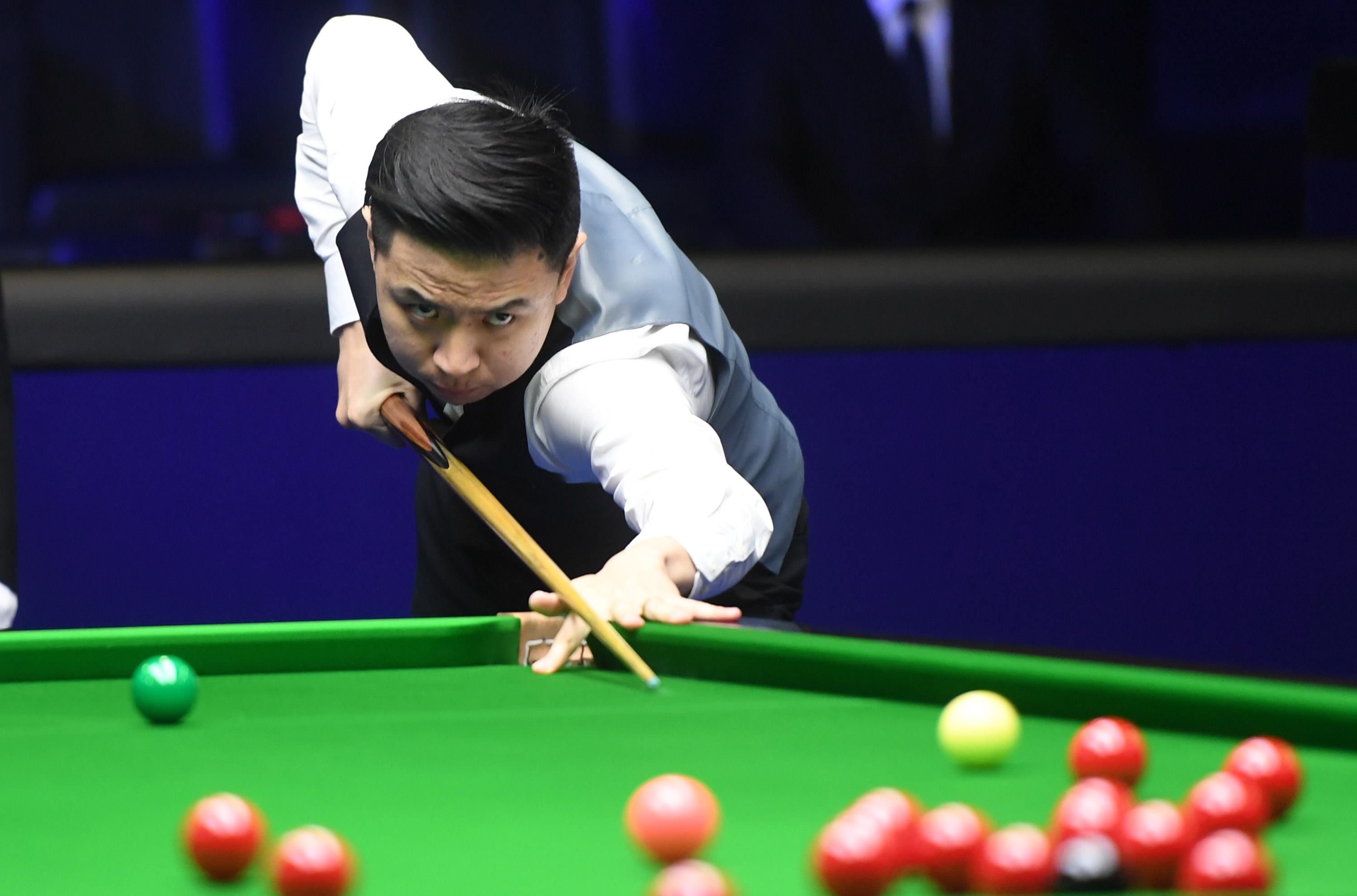 也让蓝军成 也让蓝军成